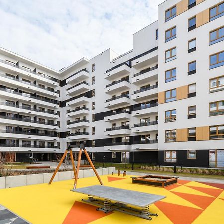 Apartamento M&R Apartament Airport&Business Premium Komputerowa - Underground Garage - Free Wifi - Netflix - Self Check-In - 5 Min From Chopin Airport Varsovia Exterior foto